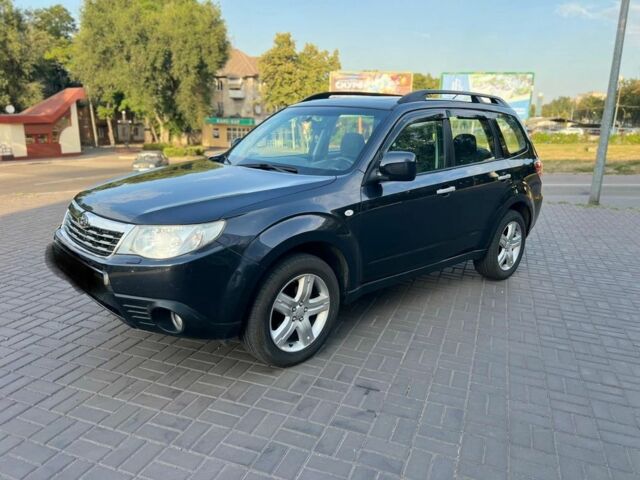 Чорний Субару Forester, об'ємом двигуна 2 л та пробігом 216 тис. км за 7800 $, фото 2 на Automoto.ua