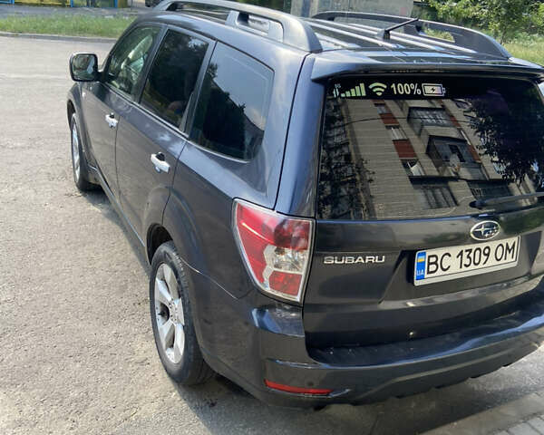 Чорний Субару Forester, об'ємом двигуна 1.99 л та пробігом 125 тис. км за 9777 $, фото 3 на Automoto.ua