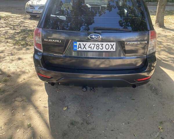 Чорний Субару Forester, об'ємом двигуна 1.99 л та пробігом 284 тис. км за 8500 $, фото 2 на Automoto.ua