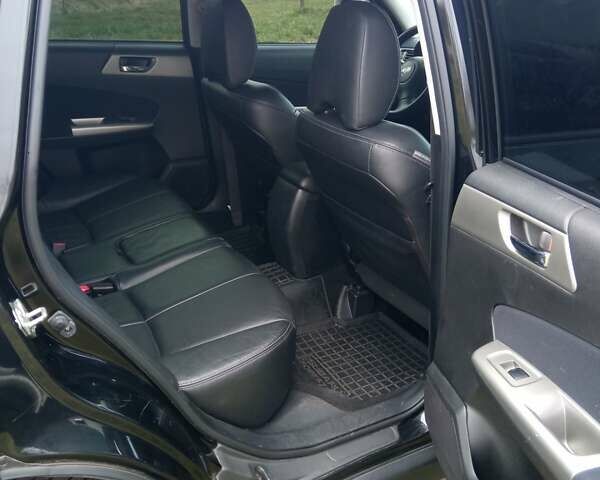 Чорний Субару Forester, об'ємом двигуна 2 л та пробігом 191 тис. км за 7850 $, фото 8 на Automoto.ua