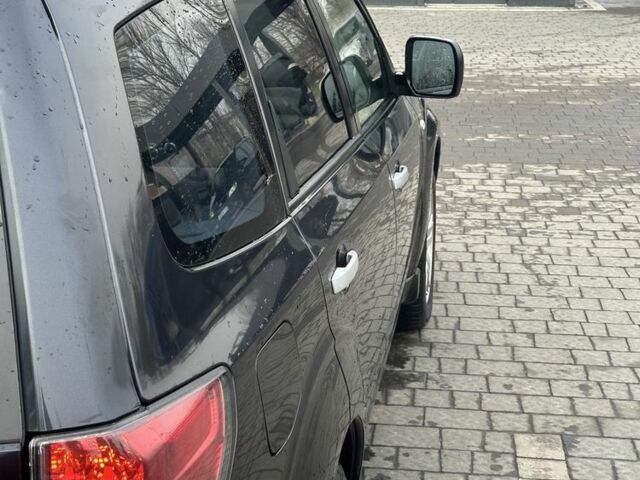 Черный Субару Форестер, объемом двигателя 2 л и пробегом 330 тыс. км за 7600 $, фото 6 на Automoto.ua