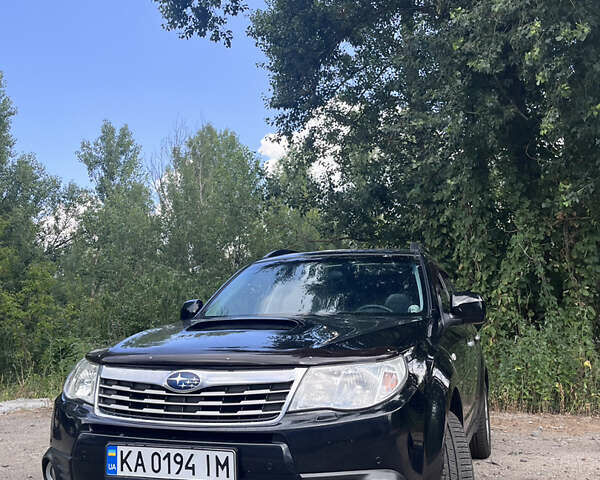 Чорний Субару Forester, об'ємом двигуна 2.46 л та пробігом 345 тис. км за 7999 $, фото 1 на Automoto.ua