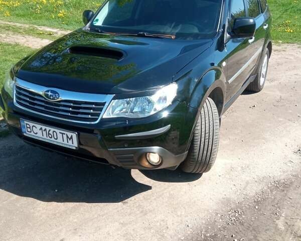Чорний Субару Forester, об'ємом двигуна 2 л та пробігом 191 тис. км за 7850 $, фото 1 на Automoto.ua