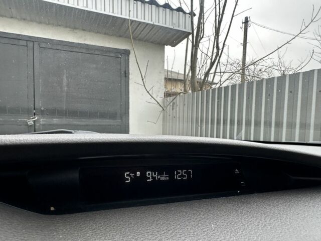 Черный Субару Форестер, объемом двигателя 2 л и пробегом 330 тыс. км за 7600 $, фото 13 на Automoto.ua