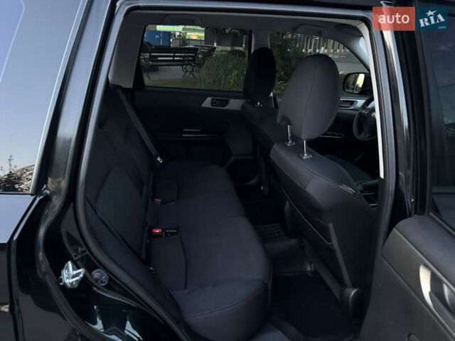 Чорний Субару Forester, об'ємом двигуна 2 л та пробігом 155 тис. км за 10800 $, фото 19 на Automoto.ua