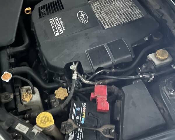 Чорний Субару Forester, об'ємом двигуна 1.99 л та пробігом 300 тис. км за 6000 $, фото 4 на Automoto.ua