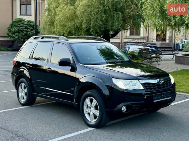 Чорний Субару Forester, об'ємом двигуна 2 л та пробігом 155 тис. км за 10800 $, фото 9 на Automoto.ua
