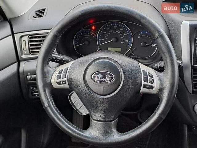 Черный Субару Форестер, объемом двигателя 2.5 л и пробегом 157 тыс. км за 9440 $, фото 10 на Automoto.ua
