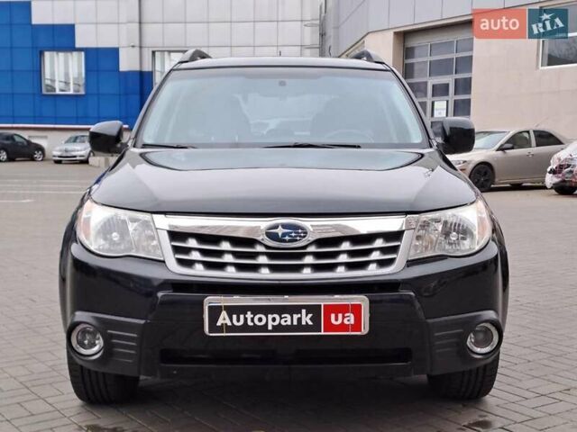 Черный Субару Форестер, объемом двигателя 2.5 л и пробегом 157 тыс. км за 9440 $, фото 1 на Automoto.ua