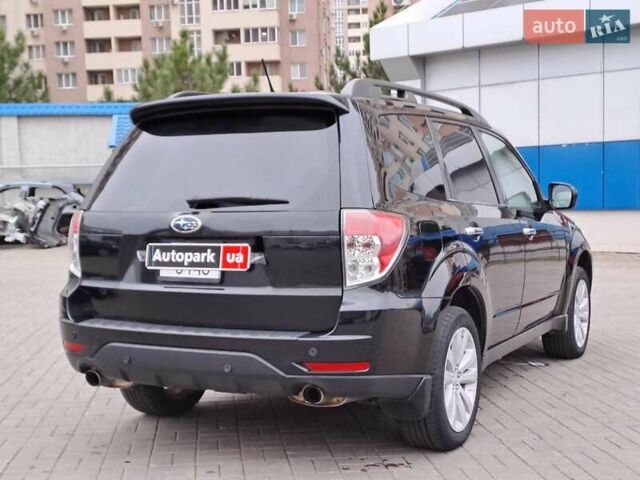 Черный Субару Форестер, объемом двигателя 2.5 л и пробегом 157 тыс. км за 9440 $, фото 5 на Automoto.ua