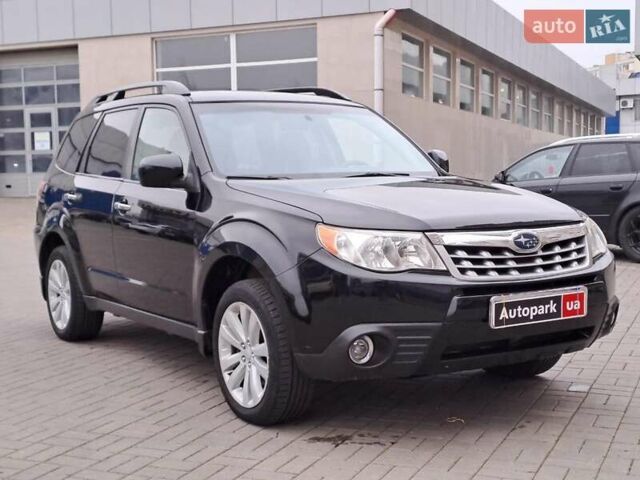 Черный Субару Форестер, объемом двигателя 2.5 л и пробегом 157 тыс. км за 9440 $, фото 2 на Automoto.ua