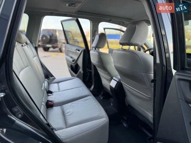 Черный Субару Форестер, объемом двигателя 2.5 л и пробегом 150 тыс. км за 15500 $, фото 28 на Automoto.ua