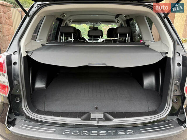 Чорний Субару Forester, об'ємом двигуна 2 л та пробігом 181 тис. км за 10537 $, фото 40 на Automoto.ua