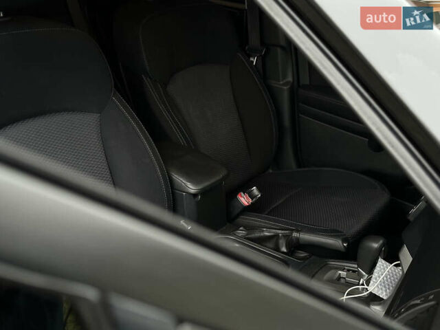 Черный Субару Форестер, объемом двигателя 2.5 л и пробегом 258 тыс. км за 9850 $, фото 40 на Automoto.ua