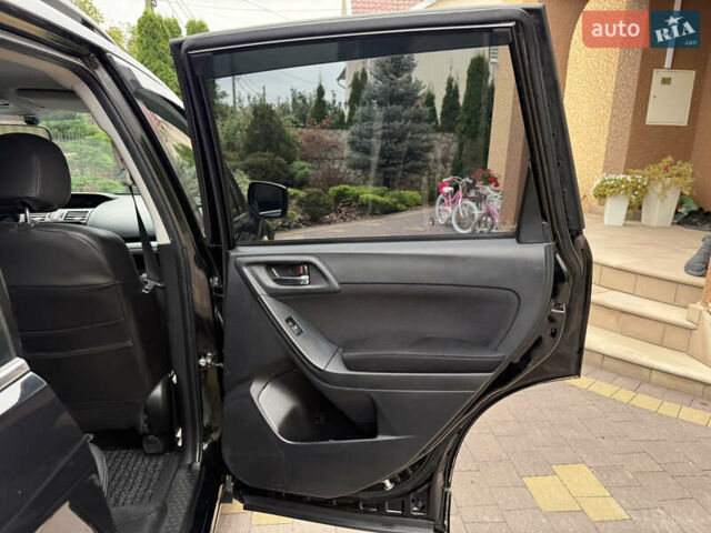 Чорний Субару Forester, об'ємом двигуна 2 л та пробігом 181 тис. км за 10537 $, фото 44 на Automoto.ua