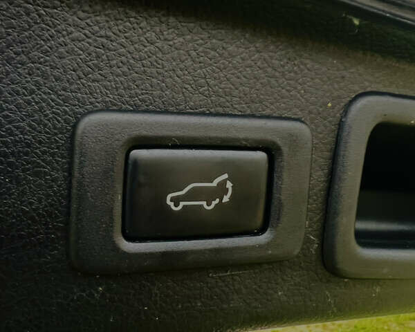 Чорний Субару Forester, об'ємом двигуна 2.5 л та пробігом 210 тис. км за 11623 $, фото 9 на Automoto.ua