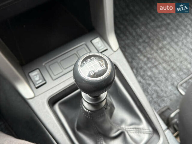 Чорний Субару Forester, об'ємом двигуна 2 л та пробігом 181 тис. км за 10537 $, фото 31 на Automoto.ua