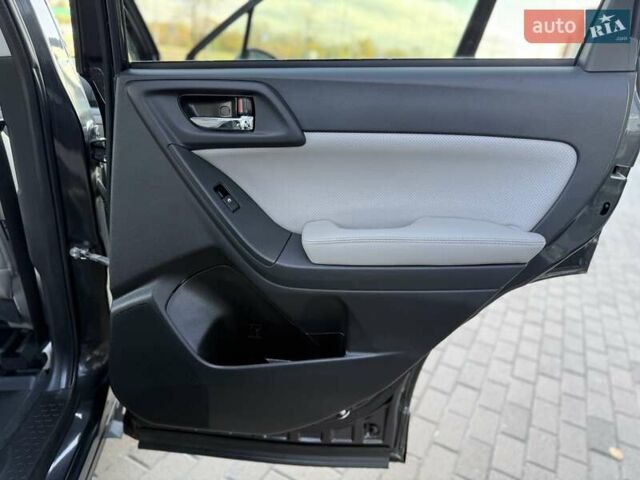 Чорний Субару Forester, об'ємом двигуна 2.5 л та пробігом 150 тис. км за 14500 $, фото 30 на Automoto.ua