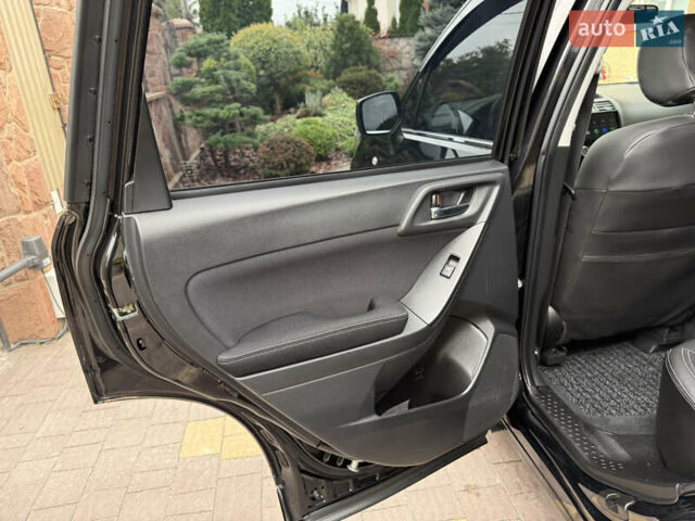 Чорний Субару Forester, об'ємом двигуна 2 л та пробігом 181 тис. км за 10537 $, фото 33 на Automoto.ua