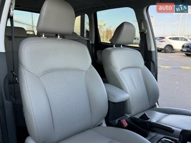 Черный Субару Форестер, объемом двигателя 2.46 л и пробегом 150 тыс. км за 15300 $, фото 27 на Automoto.ua