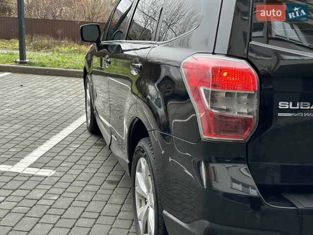 Черный Субару Форестер, объемом двигателя 2.5 л и пробегом 258 тыс. км за 9850 $, фото 11 на Automoto.ua