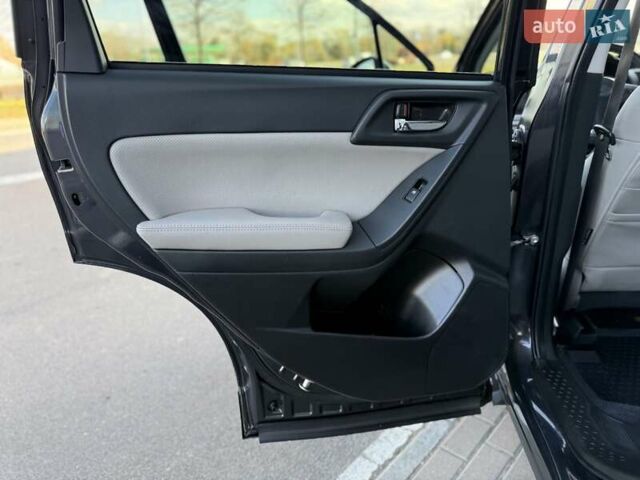 Черный Субару Форестер, объемом двигателя 2.46 л и пробегом 150 тыс. км за 15300 $, фото 31 на Automoto.ua