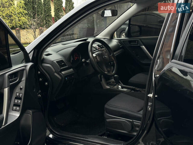 Черный Субару Форестер, объемом двигателя 2.5 л и пробегом 258 тыс. км за 9850 $, фото 27 на Automoto.ua