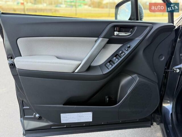 Черный Субару Форестер, объемом двигателя 2.5 л и пробегом 150 тыс. км за 15500 $, фото 19 на Automoto.ua