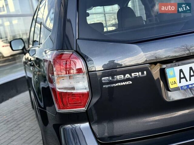 Черный Субару Форестер, объемом двигателя 2.5 л и пробегом 150 тыс. км за 15500 $, фото 9 на Automoto.ua