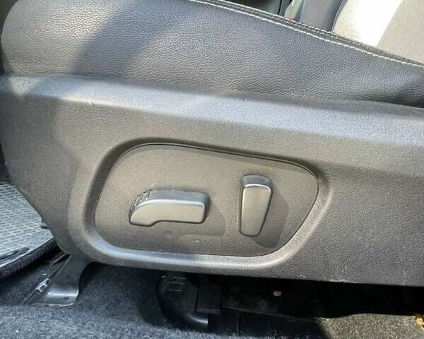 Чорний Субару Forester, об'ємом двигуна 2 л та пробігом 213 тис. км за 12500 $, фото 20 на Automoto.ua