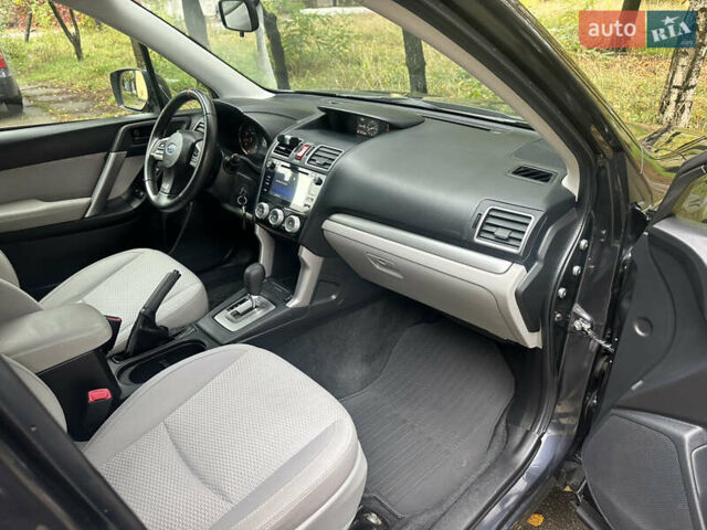 Чорний Субару Forester, об'ємом двигуна 2.5 л та пробігом 219 тис. км за 12000 $, фото 26 на Automoto.ua