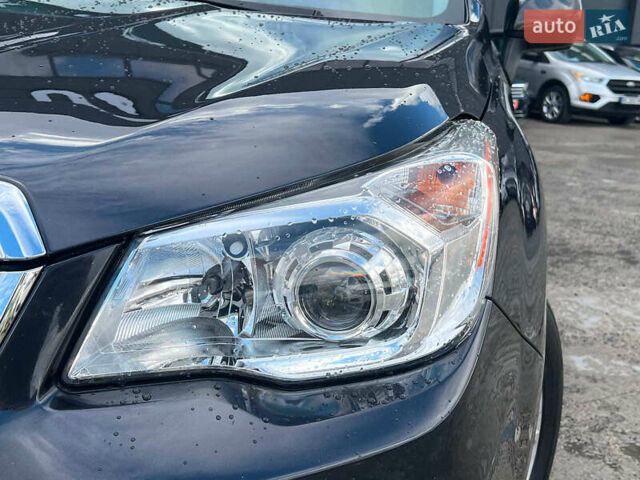 Черный Субару Форестер, объемом двигателя 2.5 л и пробегом 126 тыс. км за 13890 $, фото 3 на Automoto.ua