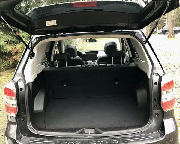 Чорний Субару Forester, об'ємом двигуна 2 л та пробігом 76 тис. км за 14450 $, фото 25 на Automoto.ua