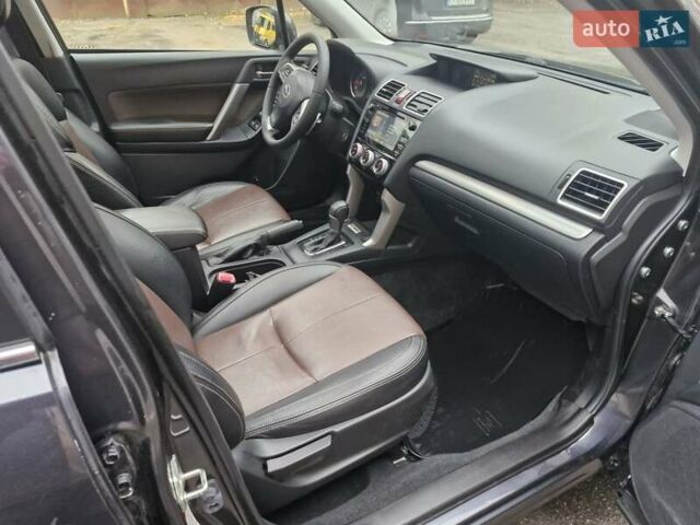 Чорний Субару Forester, об'ємом двигуна 1.96 л та пробігом 211 тис. км за 13900 $, фото 6 на Automoto.ua