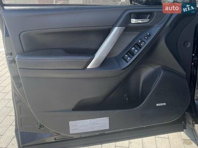Чорний Субару Forester, об'ємом двигуна 2 л та пробігом 213 тис. км за 12500 $, фото 15 на Automoto.ua