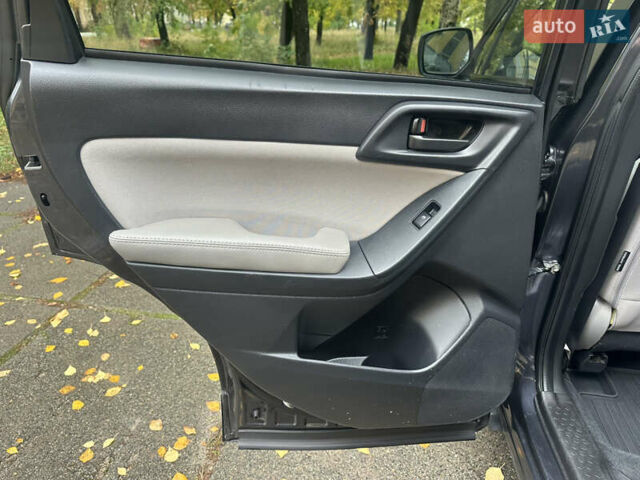 Чорний Субару Forester, об'ємом двигуна 2.5 л та пробігом 219 тис. км за 12000 $, фото 18 на Automoto.ua