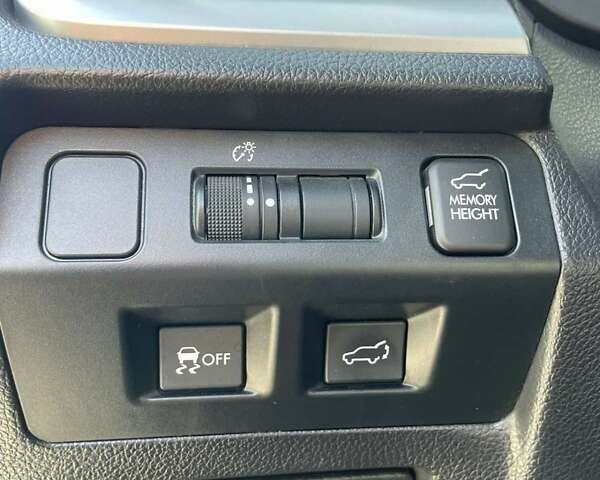 Чорний Субару Forester, об'ємом двигуна 2 л та пробігом 213 тис. км за 12500 $, фото 23 на Automoto.ua