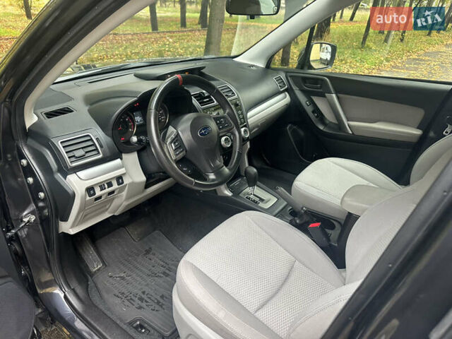Чорний Субару Forester, об'ємом двигуна 2.5 л та пробігом 219 тис. км за 12000 $, фото 16 на Automoto.ua