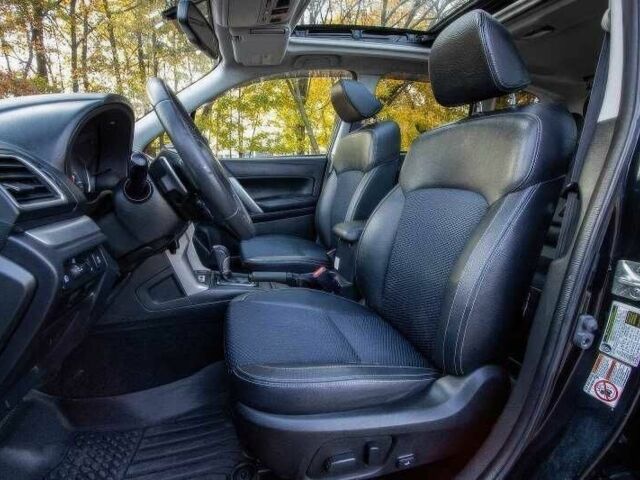Чорний Субару Forester, об'ємом двигуна 2 л та пробігом 112 тис. км за 4600 $, фото 8 на Automoto.ua
