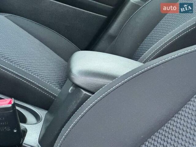 Черный Субару Форестер, объемом двигателя 2.5 л и пробегом 122 тыс. км за 13450 $, фото 32 на Automoto.ua