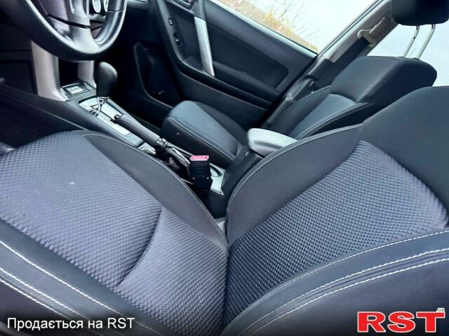 Черный Субару Форестер, объемом двигателя 2.5 л и пробегом 122 тыс. км за 13450 $, фото 7 на Automoto.ua