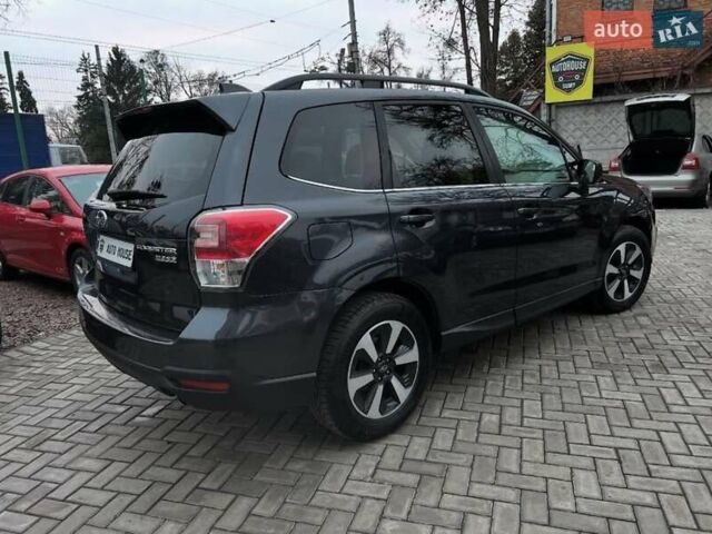 Черный Субару Форестер, объемом двигателя 2.5 л и пробегом 170 тыс. км за 16000 $, фото 5 на Automoto.ua