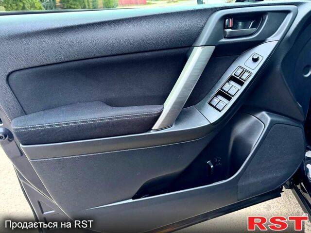 Черный Субару Форестер, объемом двигателя 2.5 л и пробегом 122 тыс. км за 13450 $, фото 4 на Automoto.ua