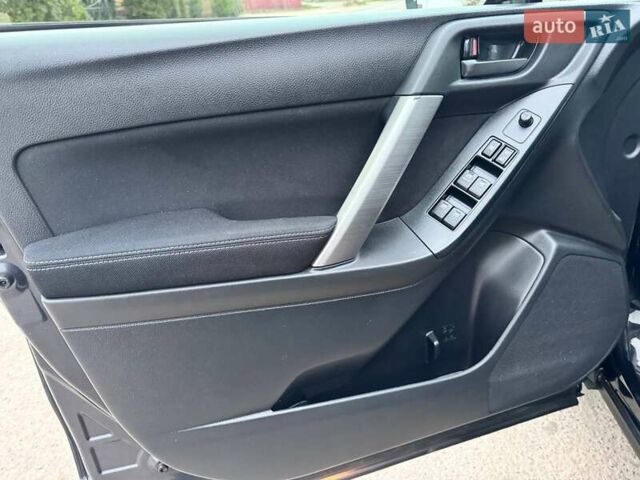 Черный Субару Форестер, объемом двигателя 2.5 л и пробегом 122 тыс. км за 13450 $, фото 25 на Automoto.ua