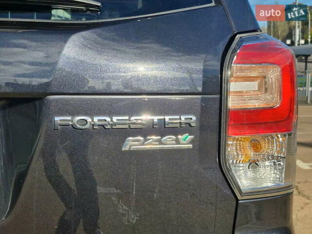 Чорний Субару Forester, об'ємом двигуна 2.5 л та пробігом 114 тис. км за 13800 $, фото 8 на Automoto.ua