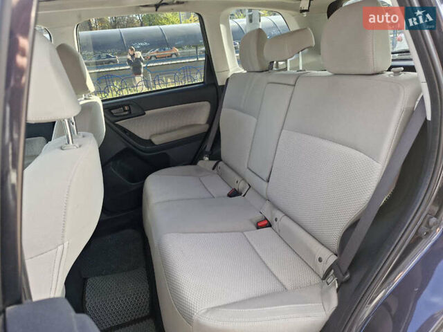 Черный Субару Форестер, объемом двигателя 2.5 л и пробегом 114 тыс. км за 14500 $, фото 11 на Automoto.ua