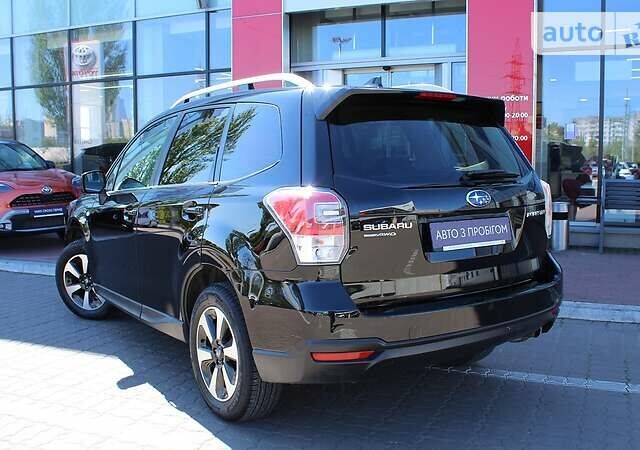 Чорний Субару Forester, об'ємом двигуна 2 л та пробігом 111 тис. км за 19204 $, фото 1 на Automoto.ua