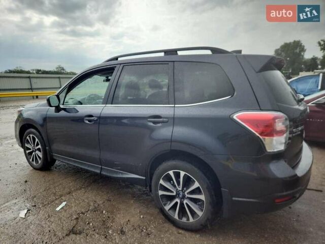 Черный Субару Форестер, объемом двигателя 2.46 л и пробегом 135 тыс. км за 2400 $, фото 1 на Automoto.ua