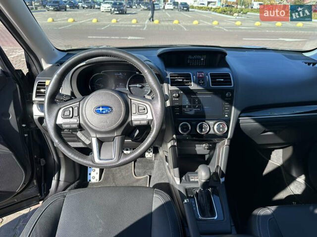 Чорний Субару Forester, об'ємом двигуна 2 л та пробігом 175 тис. км за 21000 $, фото 11 на Automoto.ua