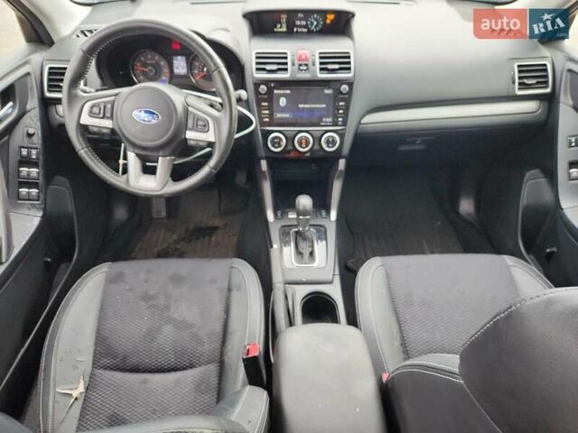 Черный Субару Форестер, объемом двигателя 2.46 л и пробегом 135 тыс. км за 2400 $, фото 7 на Automoto.ua